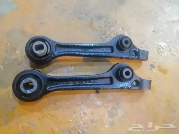 اذرعه أمامي تشارجر دوج 2017للبيع 0