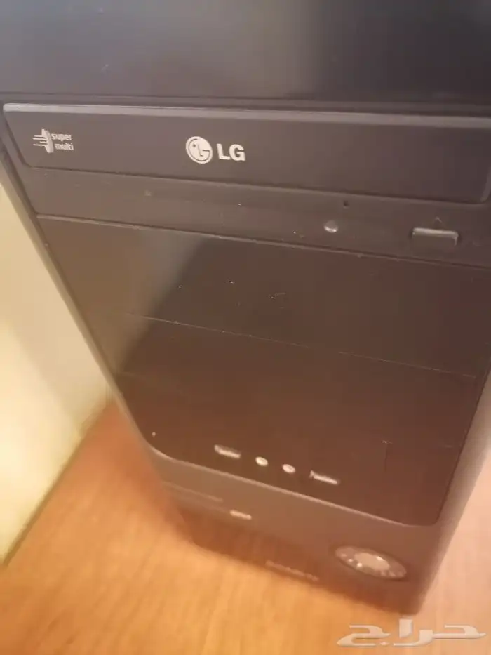 كمبيوتر مكتبي من شركة LG مستعمل نظيف للبيع 6