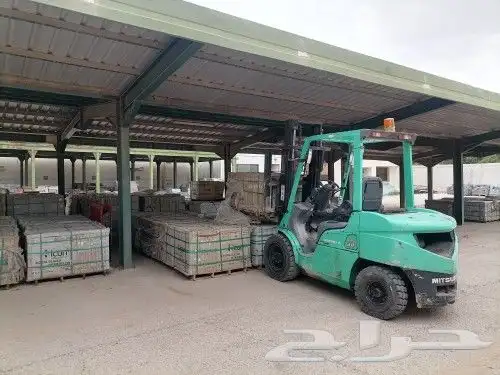 فوركلفت للايجار رافعة شوكية فوركلفت للايجار 2