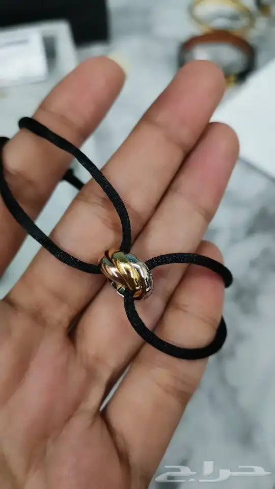 دلع نفسك بأجدد موديلات الاساور للماركات 34