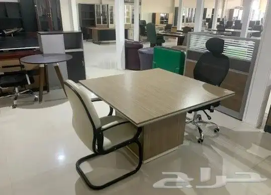 اثاث مكتبي فاخر - مشاريع - جملة - مفرق 24
