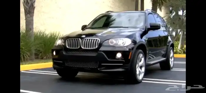 للبيع صدام امامي مع الكشافات BMW X5 موديل 2008 0