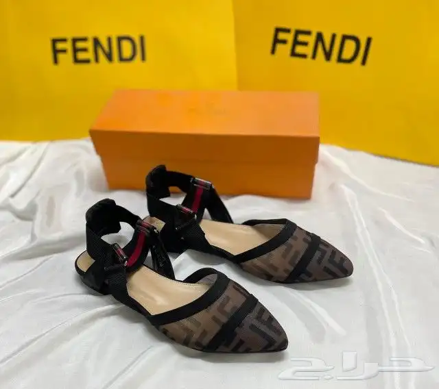 فلات ماركة فندي درجة اولي 8