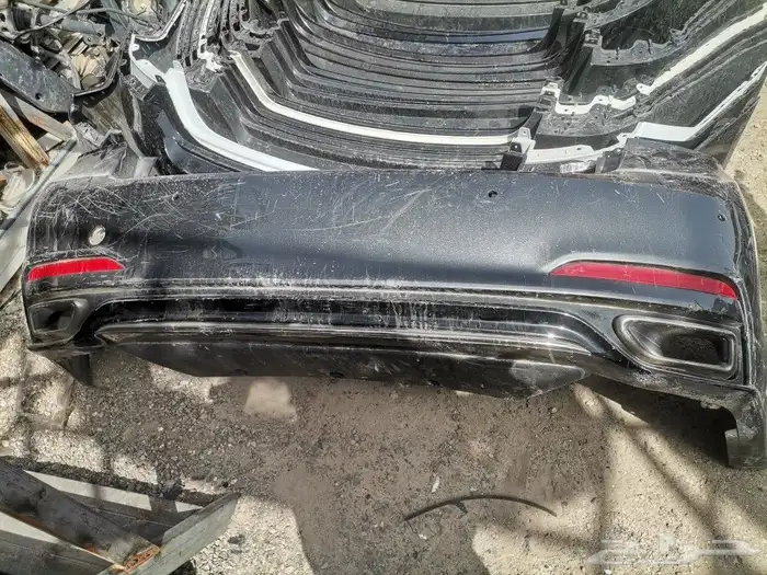 صدام خلفي جنسس G80 1