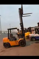 forklift رافعة شوكية 5