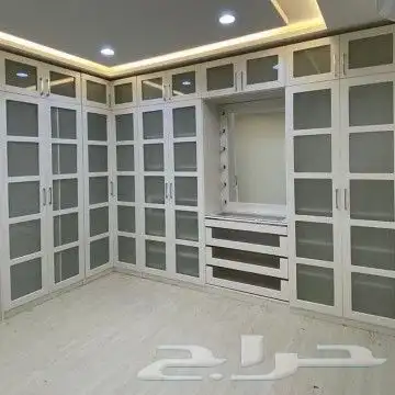 يوجد لدينا تفصيل دولاب زاويه على حسب طلب 3