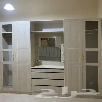 يوجد لدينا تفصيل دولاب زاويه على حسب طلب 6