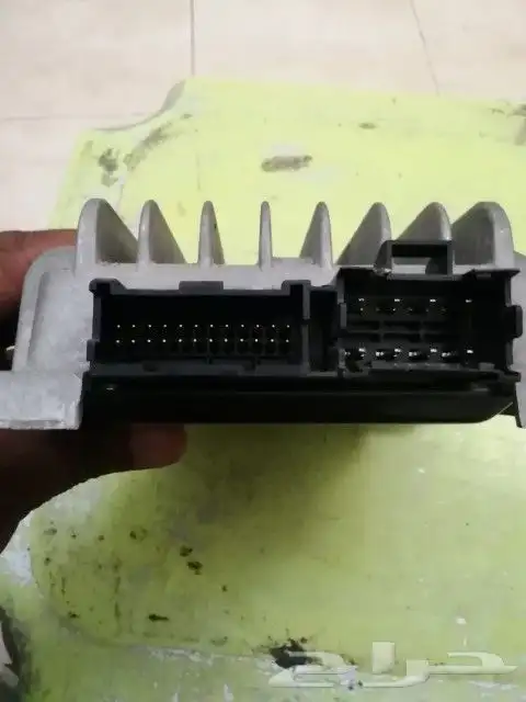 مضخم صوت نيسان باتفندر موديل 2010 1