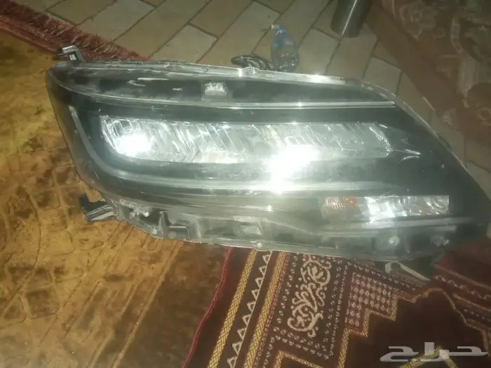 رفرف و شنطه و شمعة نور تويوتا راش 2021 3