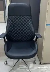كراسي جلده عروض 12