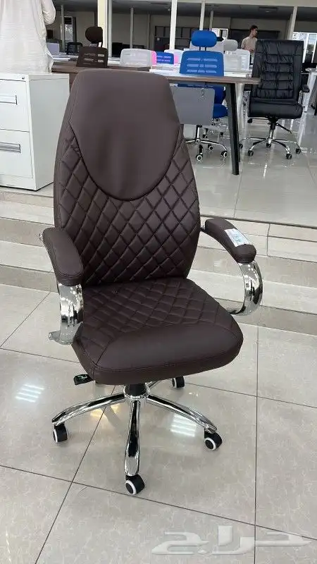 كراسي جلده عروض 26