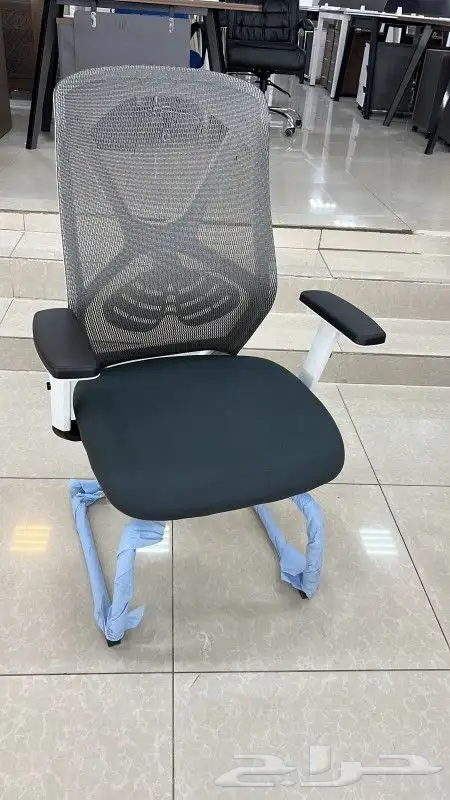 كراسي جلده عروض 20