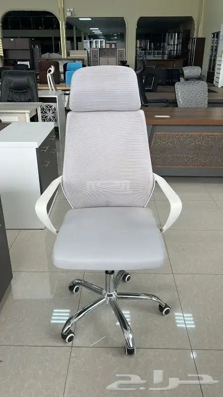 كراسي جلده عروض 34