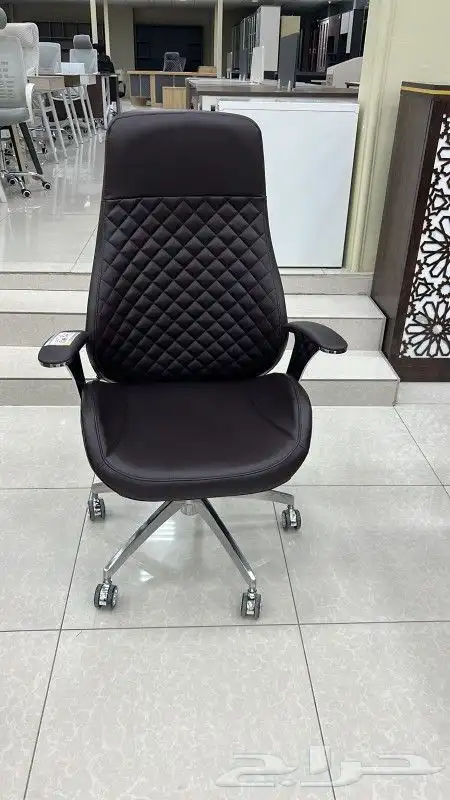 كراسي جلده عروض 23