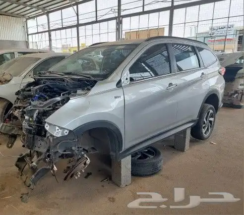 تويوتا راش 2022 فضي 3