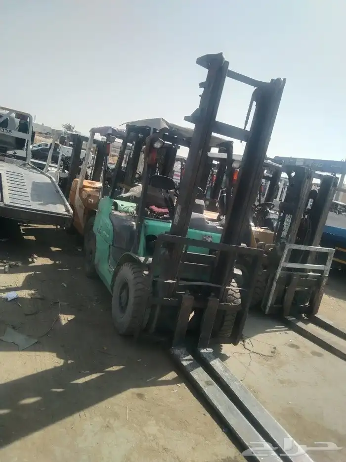 تاجير جميع انواع المعدات الثقيله والكرينات والرافعات الشوكيه 5