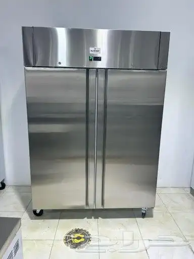 ثلاجات و فريزرات عمودي وكاونترات قائم وبيتزا استيل - مصممة 7
