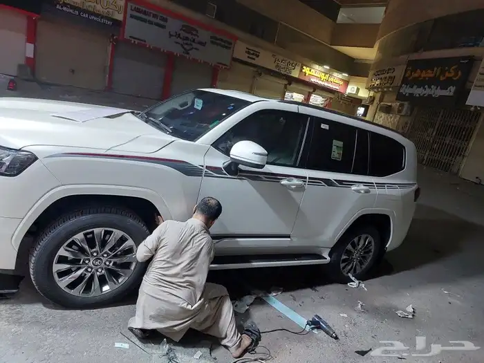 خط لاندكروزر 23 جي اكس ار 8