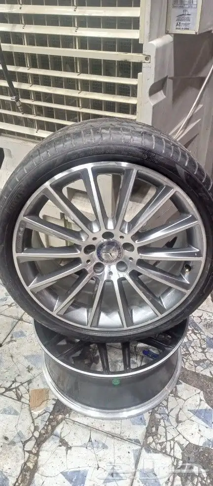 جنوط مرسديس مقاس 19اصلي حق c200 0