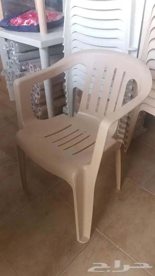 كراسي و طاولات بلاستيك 7