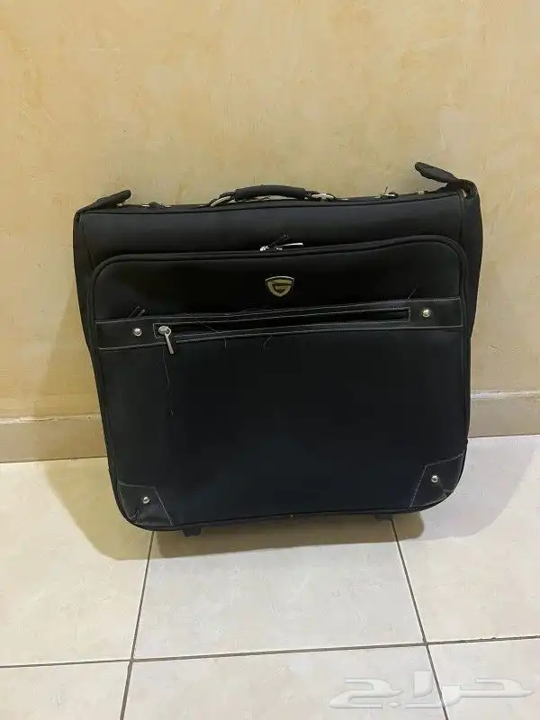 شنطة سفر صغير مستعمل نظيف 0