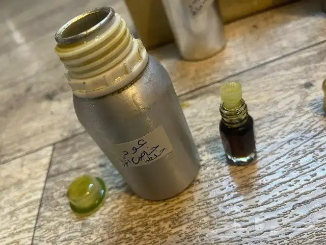 أدهان عود خاصه وخلطات ورد عنبر مسك ورد جملة وجملة الجمله 1