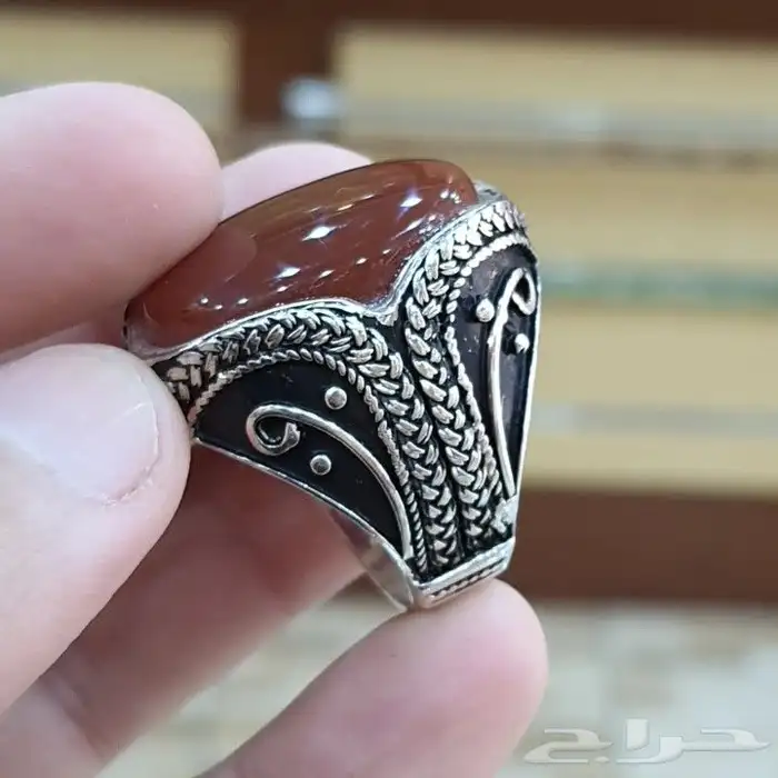 خاتم عقيق يماني كبدي دموي صافي 3