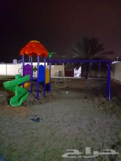 العاب حدائق كبيره بثلاثة مراجيح ومائية متنوعه 0