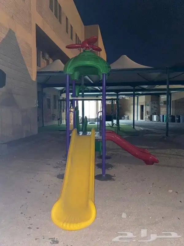 العاب حدائق كبيره بثلاثة مراجيح ومائية متنوعه 4