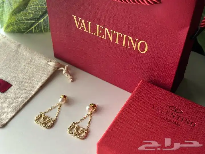 ساعات رجالي ونسائي وإكسسوارات وشنط ماركات متنوعه لا يفوتكم 37