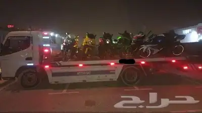 سطحات هيدروليك مغلق لشحن سيارت من سعودية لامارات دبي والعكس 1