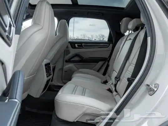 بورش كايين جي تي اس Porsche Cayenne GTS SUV AWD موديل 2021 9