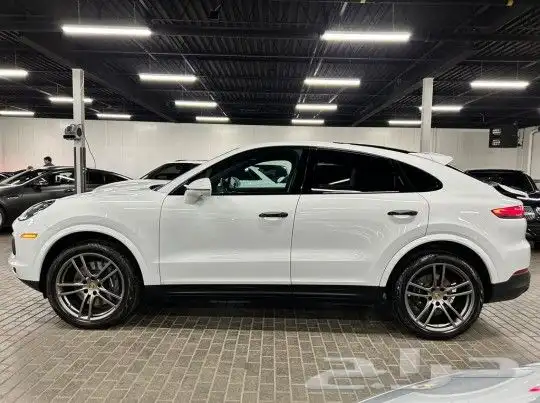 بورش كايين ابيض كوب Porsche Cayenne Coupe SUV موديل 2021 5