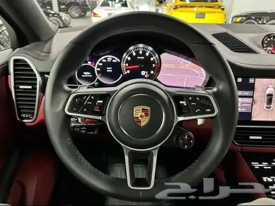 بورش كايين ابيض كوب Porsche Cayenne Coupe SUV موديل 2021 10