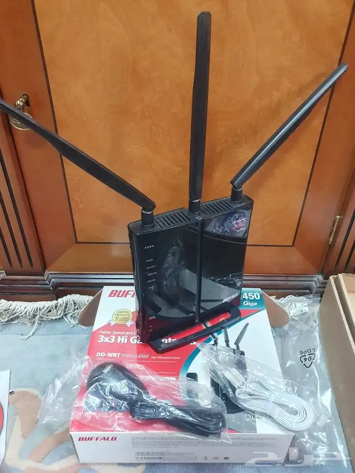 راوتر لاسلكي عالي الطاقة ذو النطاق العريض BUFFALO 18