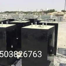 حواجز خرسانية ومصدات مواقف وقواعد أعمدة انارة 0