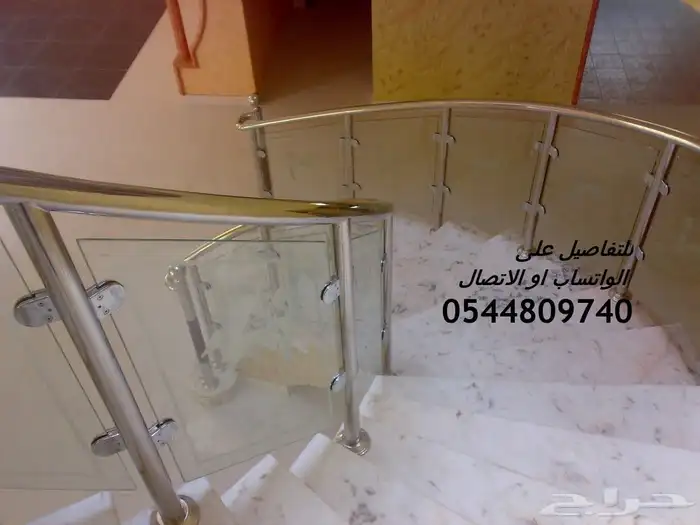 عمل درابزين استانلس ستيل مع اعمده خشب وزجاج 8مم سيكوريت 4