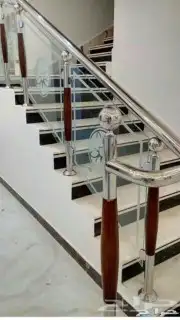 عمل درابزين استانلس ستيل مع اعمده خشب وزجاج 8مم سيكوريت 14