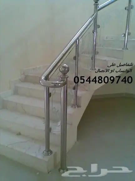 عمل درابزين استانلس ستيل مع اعمده خشب وزجاج 8مم سيكوريت 8