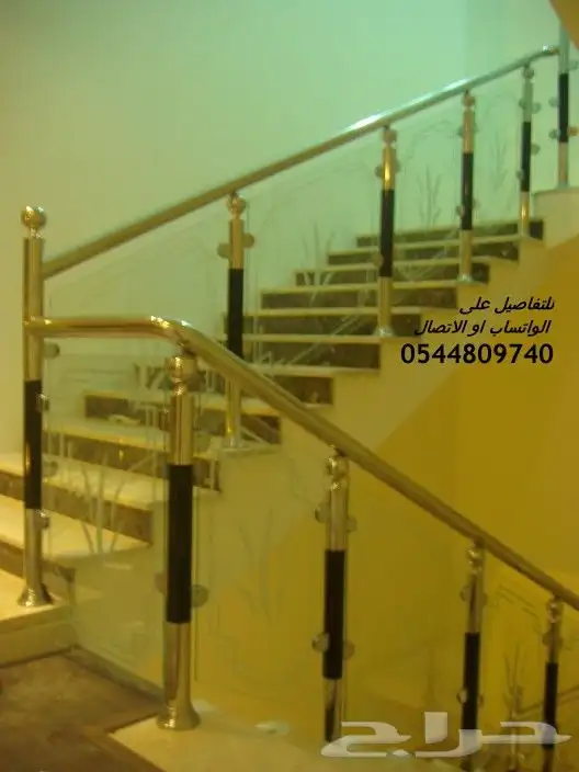 عمل درابزين استانلس ستيل مع اعمده خشب وزجاج 8مم سيكوريت 5