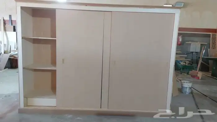 غرفه نوم دولاب ديكورات خشاب بارتشين تسريحات غرفه نوم فندقي 0