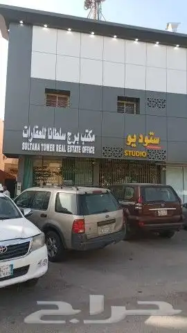 خطاط لجميع أعمال الدعاية والإعلان 5