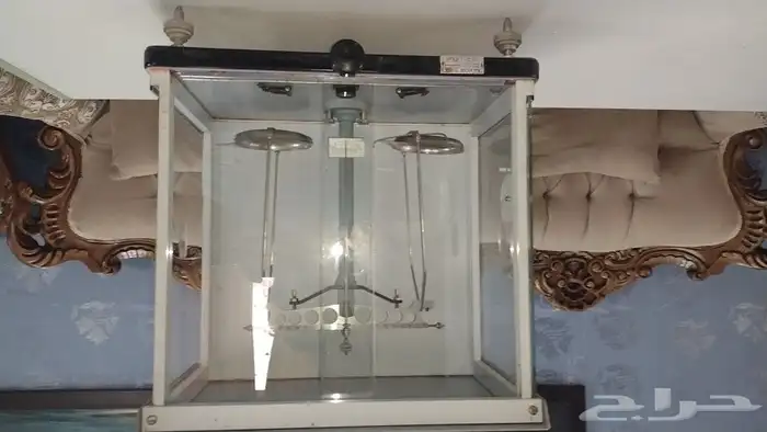 ميزان أثري عمره 60 سنه 0
