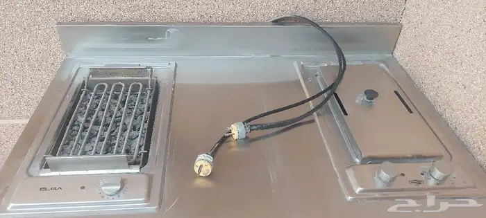 مطبخ على شكل طاولة مكون من قلايه بطاطس و بروستد و شويه 2