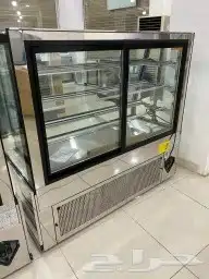ثلاجات عرض BANCOOL زجاج مقوس أو مربع (تستخدم للكيكات 13