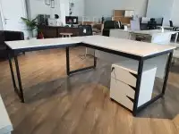 تصنيع مكاتب بتصنيع وطني 3