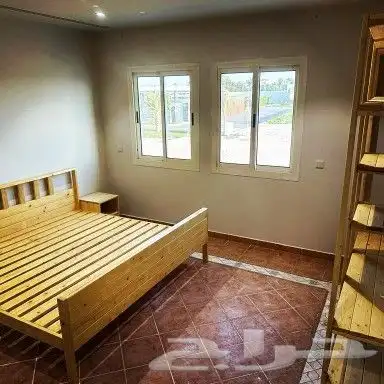 تفصيل سرير و دولاب و كمدين و تسريحه كلاسيكي 5