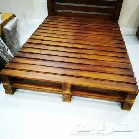 تفصيل سرير و طاوله مكتب و ركون قهوه و دولاب و 3