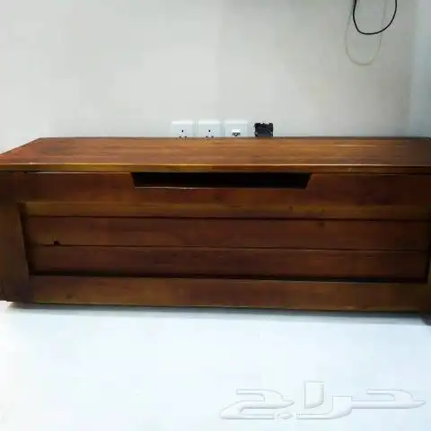 تفصيل سرير و طاوله مكتب و ركون قهوه و دولاب و 4