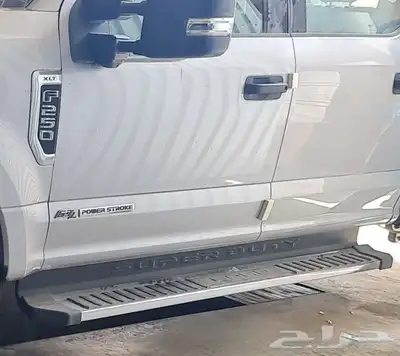 دواسات فورد f250 وكاله شبه جديد السوم بالخاص 0